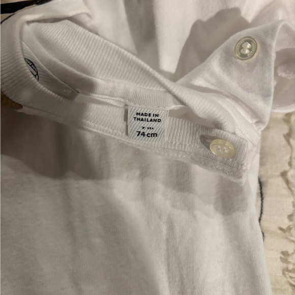 Authentic Burberry Kids Jumpsuit Size 9 months - Picture 6 of 6